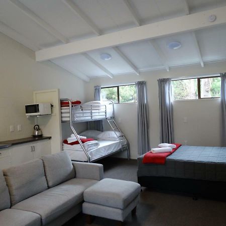 Spencer Beach Top 10 Holiday Park Christchurch Exteriör bild