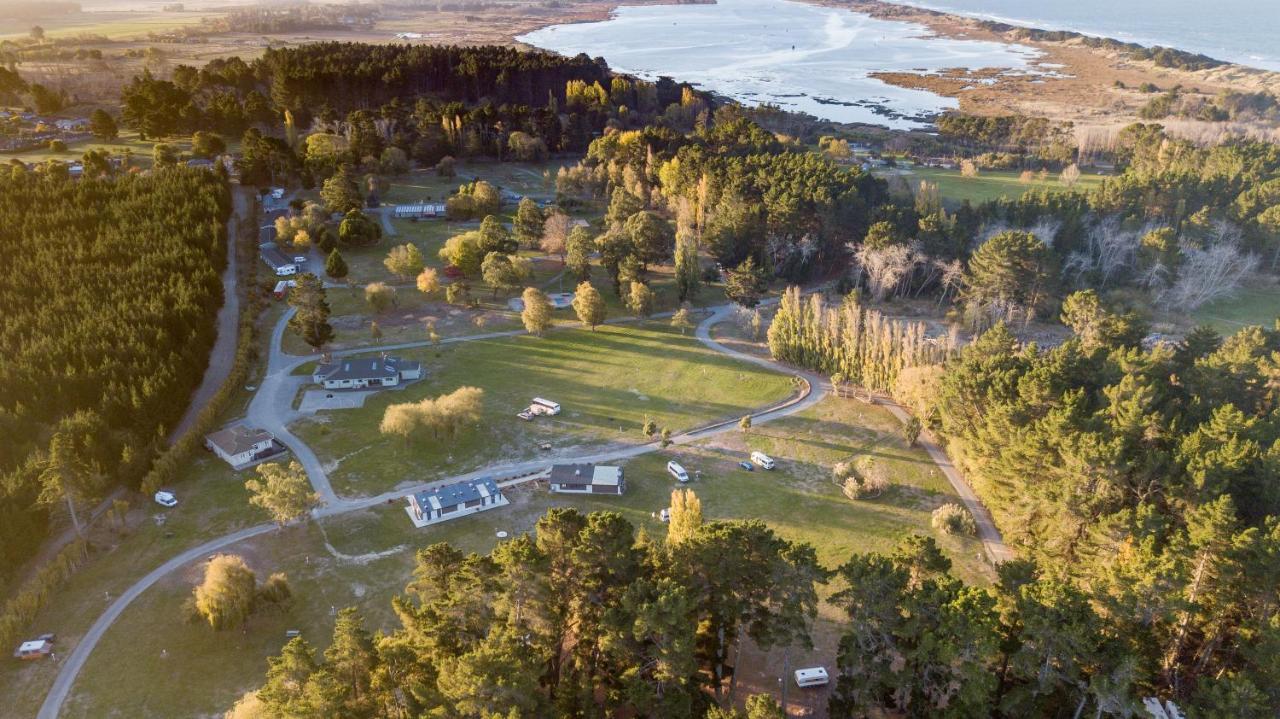 Spencer Beach Top 10 Holiday Park Christchurch Exteriör bild